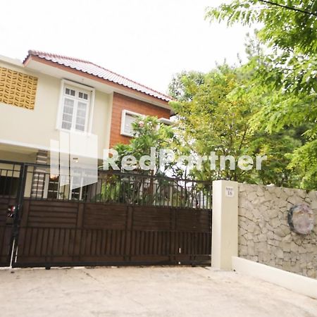 Fazza Syariah Mitra Reddoorz Hotel Jakarta Kültér fotó