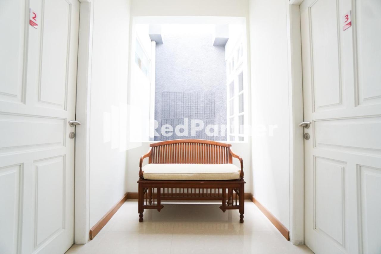Fazza Syariah Mitra Reddoorz Hotel Jakarta Kültér fotó
